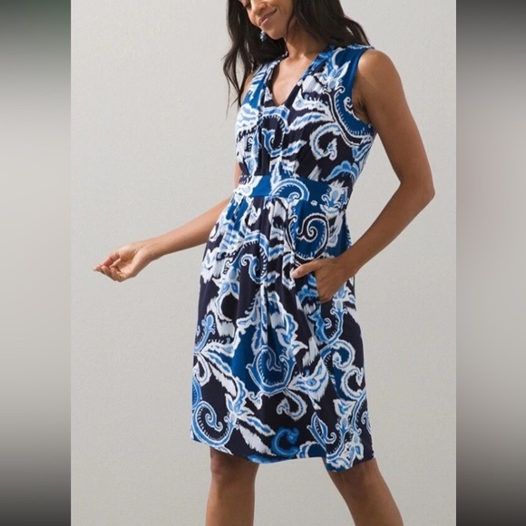 Chicos Dress Women’s Regatta Blue Paisley Pleated Mini Stretch Knit Size 0 (S) - Picture 1 of 14